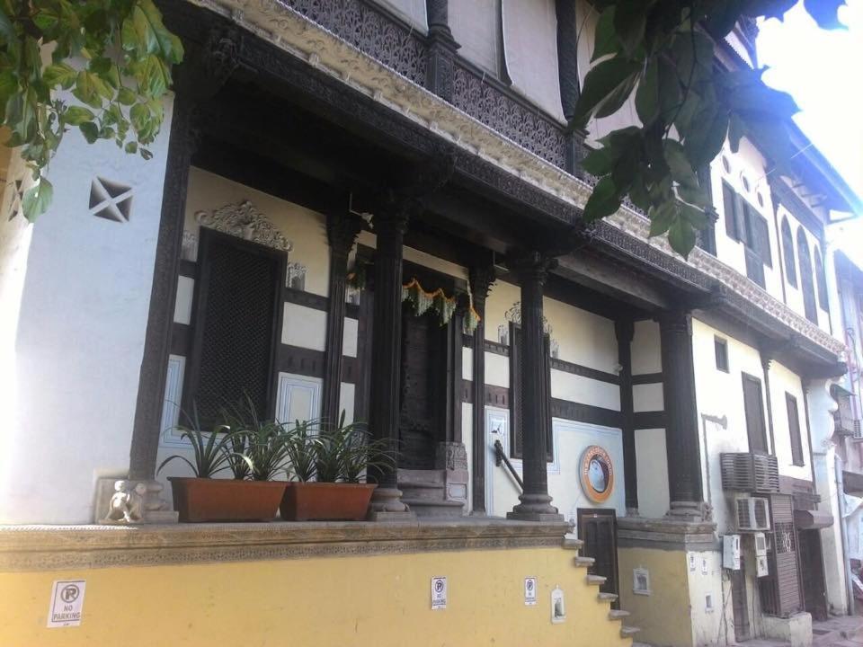 Deewanji Ni Haveli Ahmedabad Exterior foto